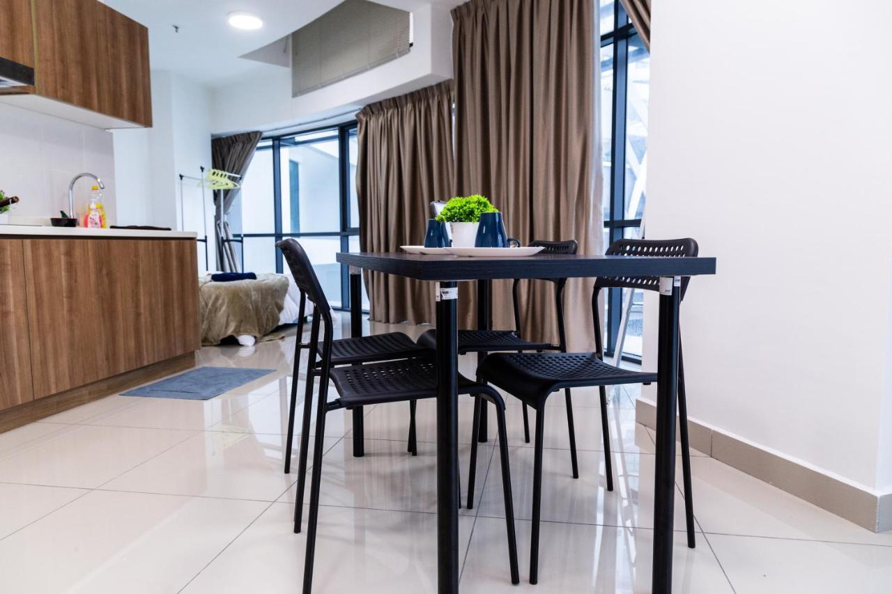 Studio Units At Pacific Tower Near Jaya One By Comfyasia Petaling Jaya Esterno foto