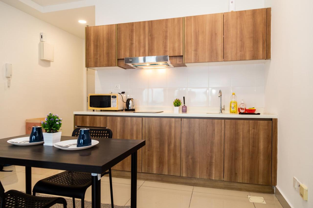 Studio Units At Pacific Tower Near Jaya One By Comfyasia Petaling Jaya Esterno foto