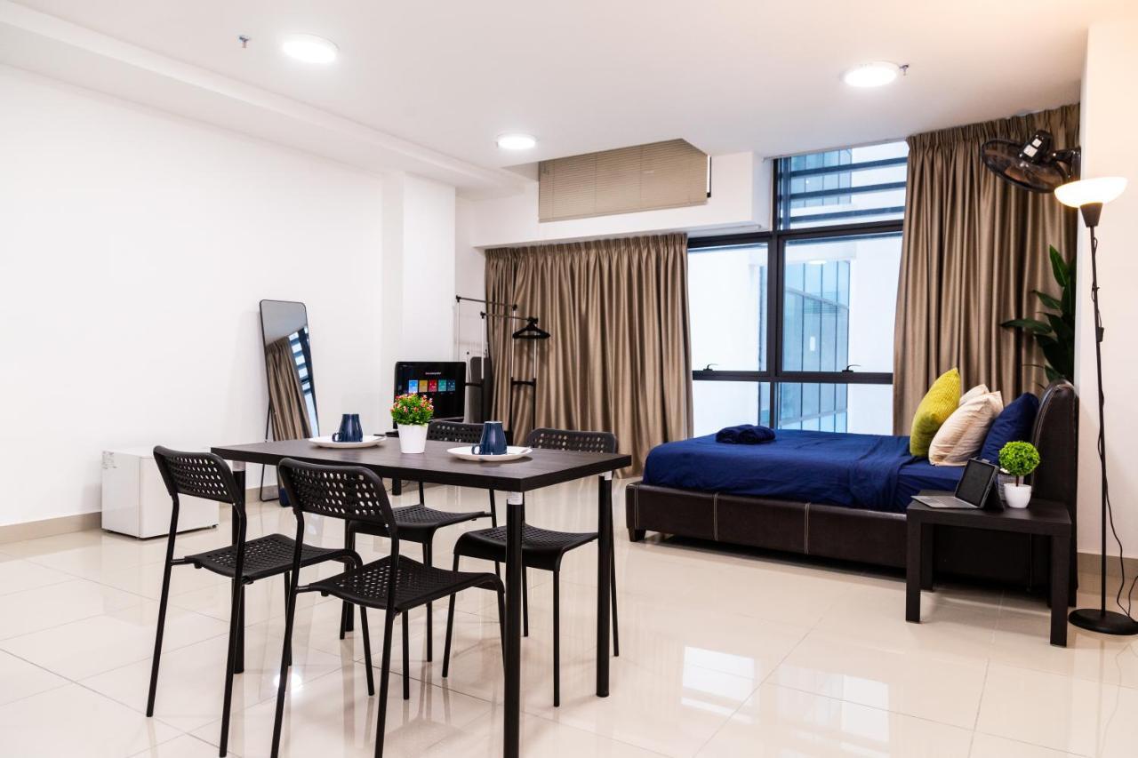 Studio Units At Pacific Tower Near Jaya One By Comfyasia Petaling Jaya Esterno foto