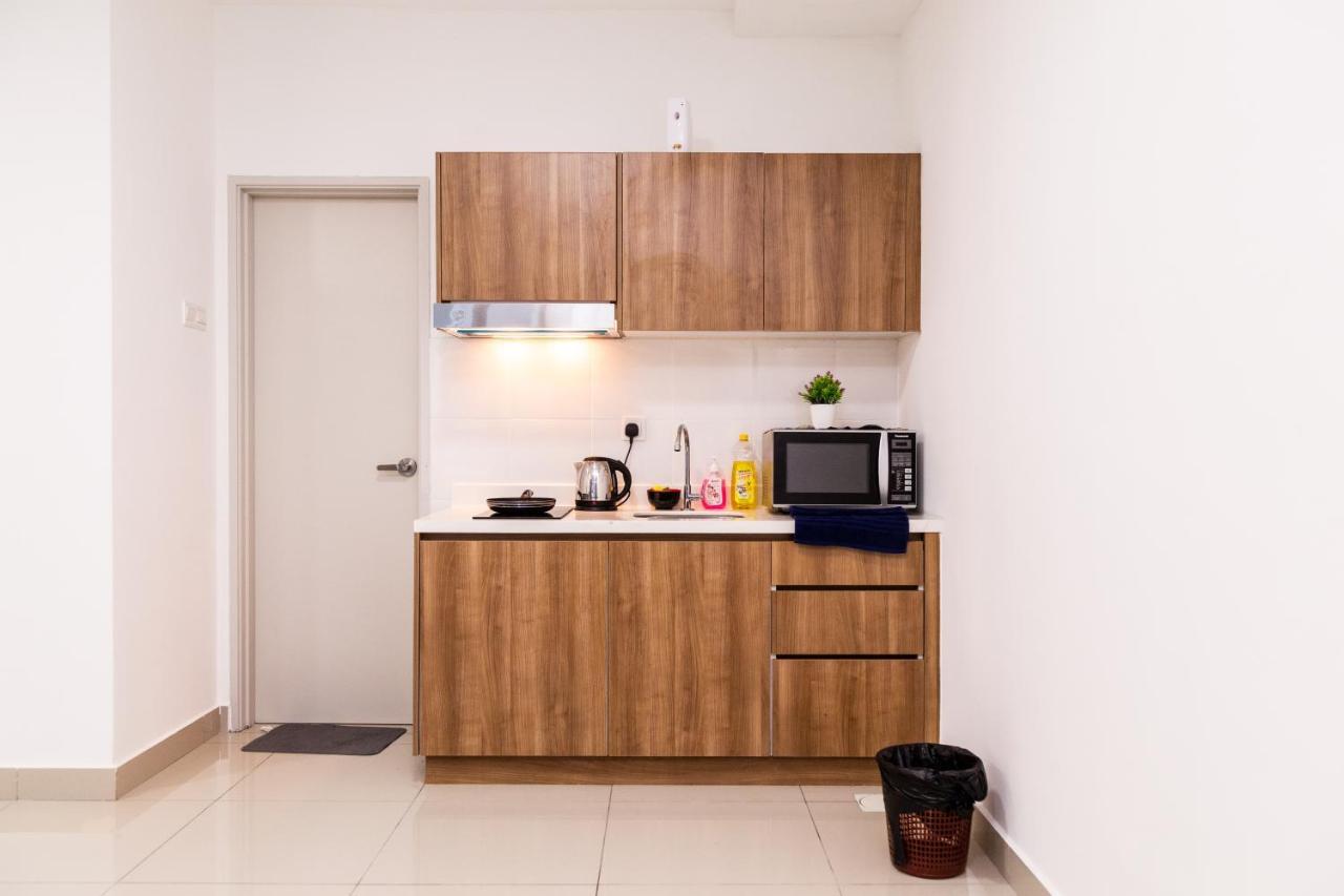 Studio Units At Pacific Tower Near Jaya One By Comfyasia Petaling Jaya Esterno foto