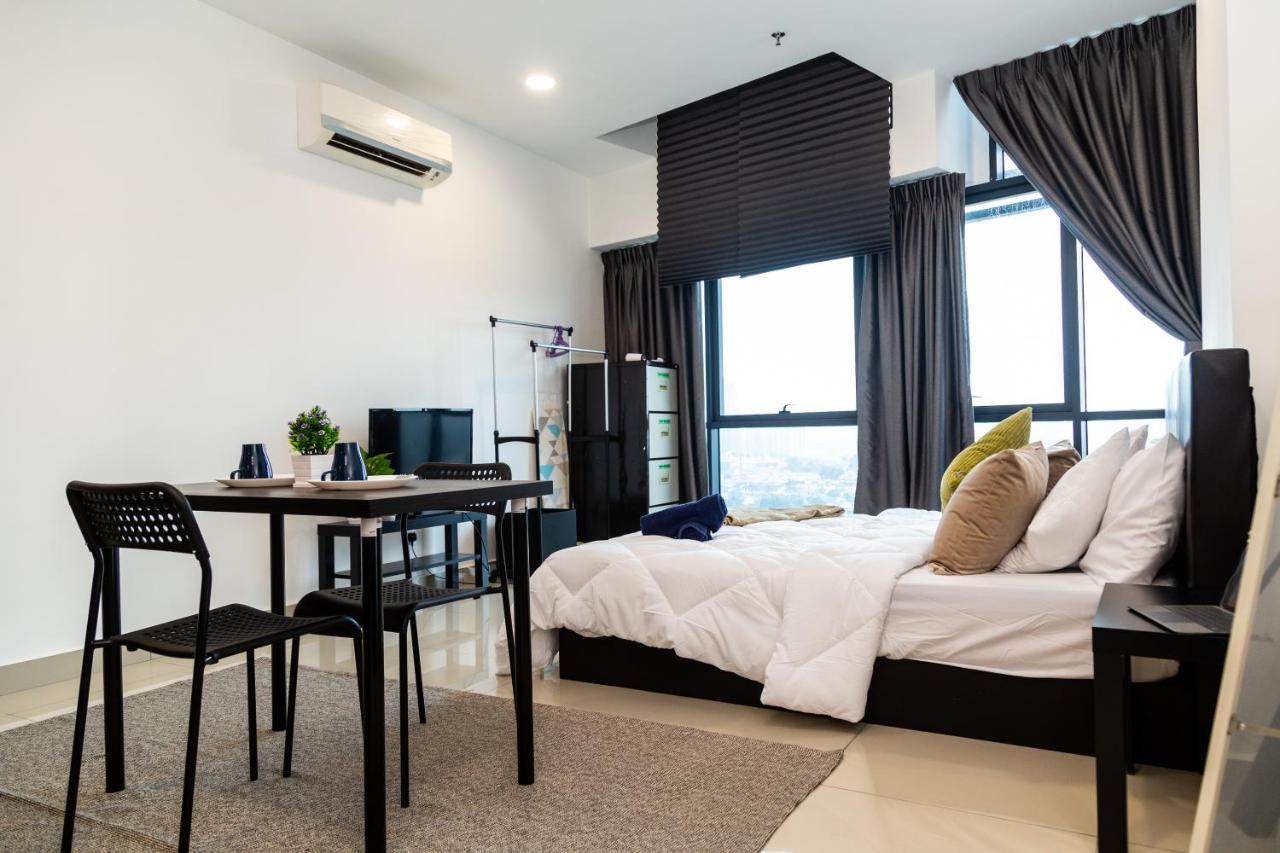 Studio Units At Pacific Tower Near Jaya One By Comfyasia Petaling Jaya Esterno foto