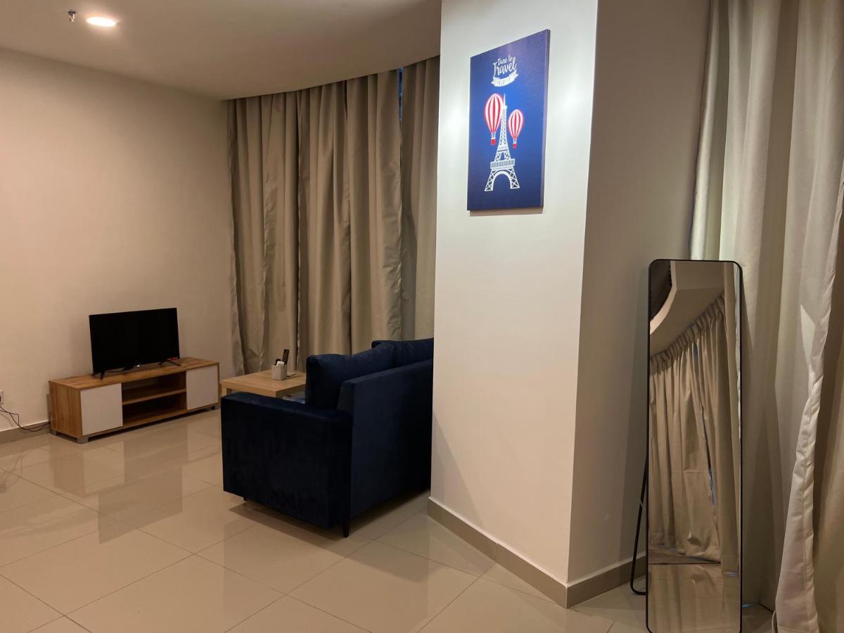 Studio Units At Pacific Tower Near Jaya One By Comfyasia Petaling Jaya Esterno foto