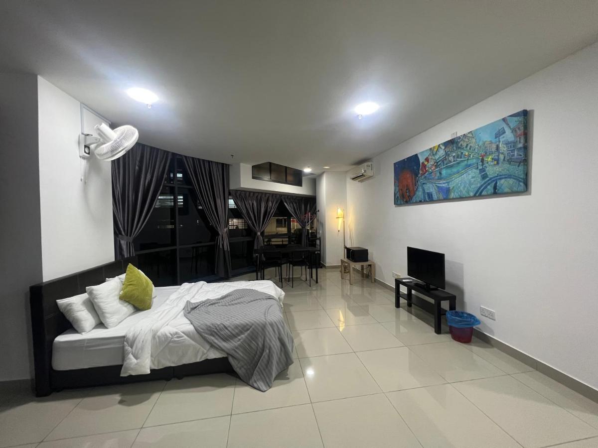 Studio Units At Pacific Tower Near Jaya One By Comfyasia Petaling Jaya Esterno foto